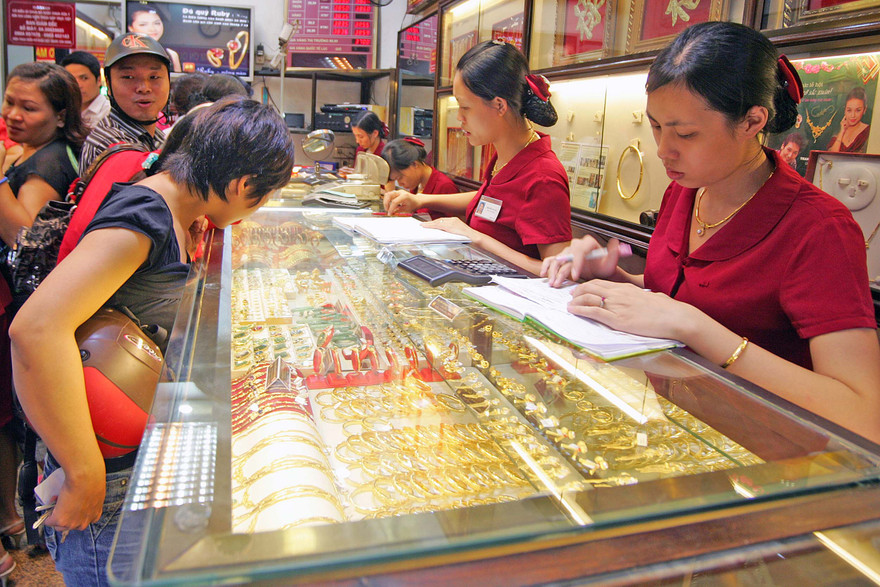 Giá vàng miếng tiếp tục tăng mạnh