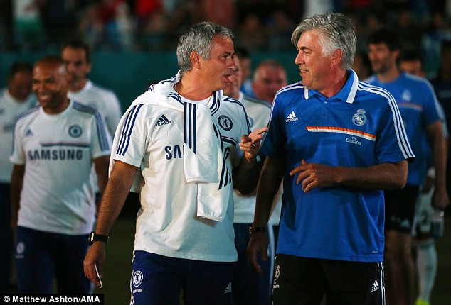 Ancelotti sẵn sàng thế chỗ Mourinho.