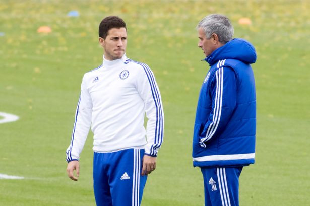 Mourinho và Eden Hazard. 
