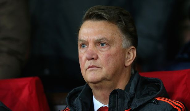 Van Gaal hài lòng khi Rooney ghi bàn. 