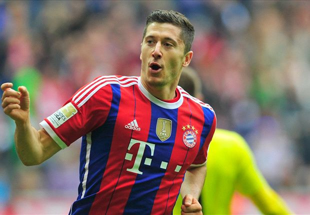 Lewandowski tiếp tục phá những kỷ lục về ghi bàn.