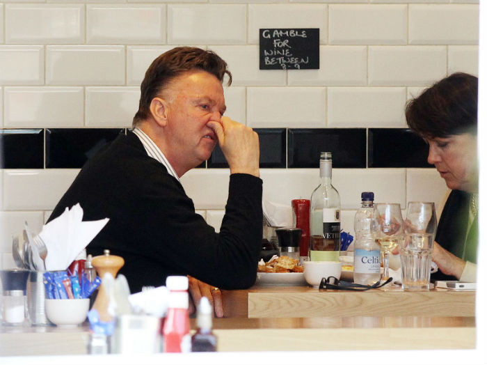 Van Gaal tính trả nhà, sẵn sàng rời M.U.