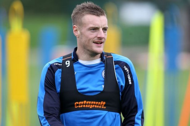 Jamie Vardy đang nằm trong tầm ngắm của Chelsea.