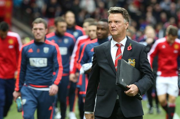 Van Gaal từng bỏ tiền túi ra để chiêu mộ cầu thủ cho đội bóng của mình.