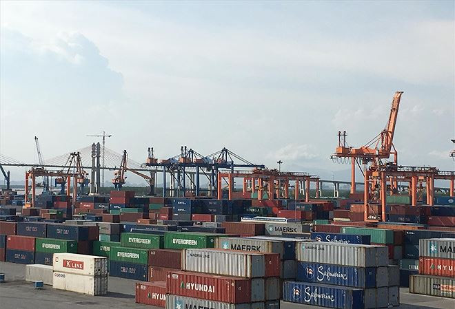 Một container phế liệu phải trải qua 4 bộ ngành kiểm soát, điều đó dẫn đến sự vô tình, vô cảm “bóp chết” doanh nghiệp