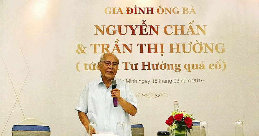 Ông Nguyễn Chấn tại cuộc họp báo.