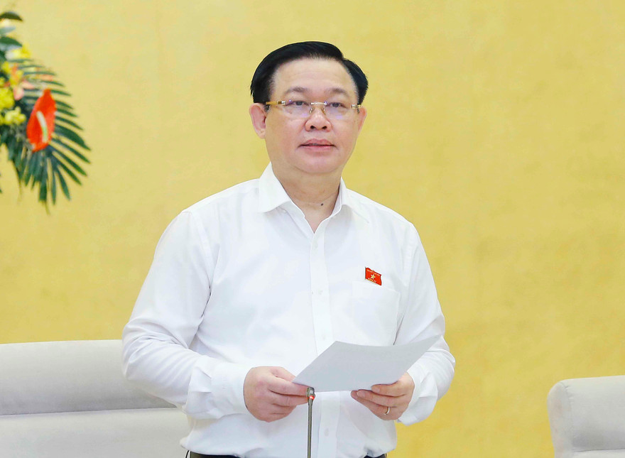 Chủ tịch Quốc hội Vương Đình Huệ chủ trì cuộc làm việc với Thường trực Ủy ban Kinh tế