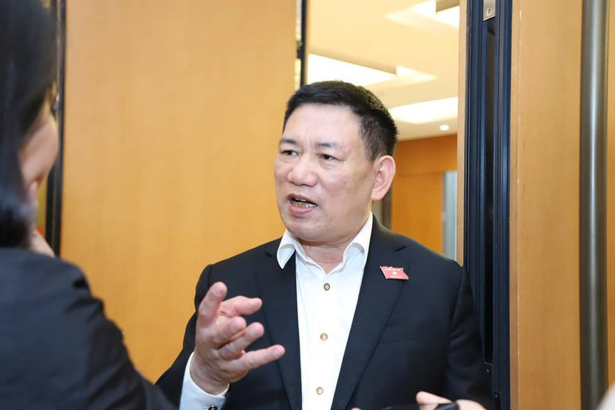 Bộ trưởng Bộ Tài chính Hồ Đức Phớc