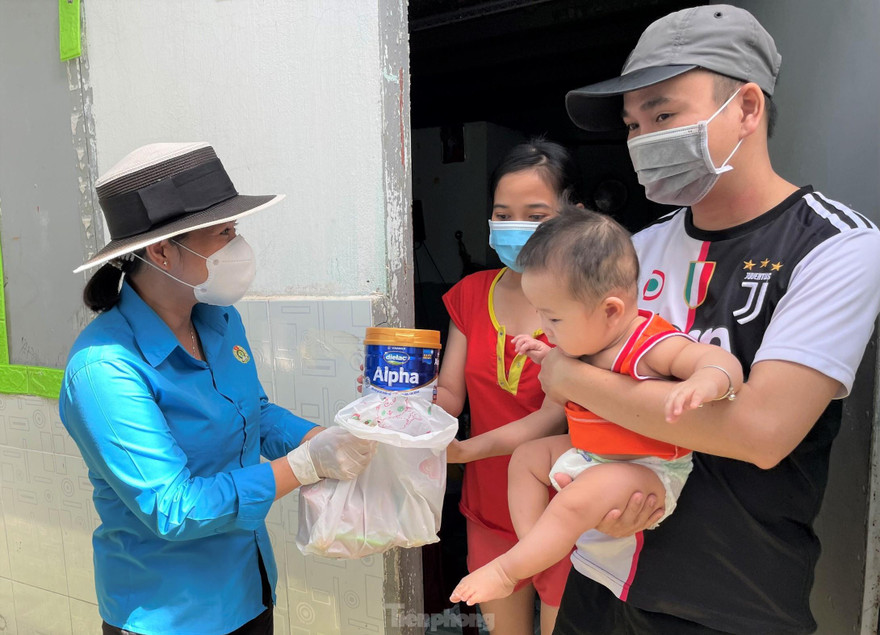 Dùng 30.000 tỷ đồng từ kết dư Quỹ bảo hiểm thất nghiệp hỗ trợ người lao động (Ảnh minh hoạ)