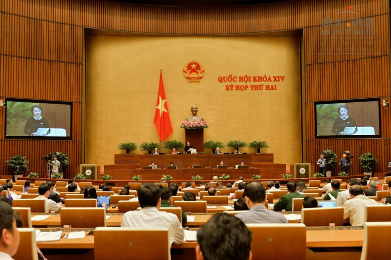 QH nghiêm khắc phê phán ông Vũ Huy Hoàng