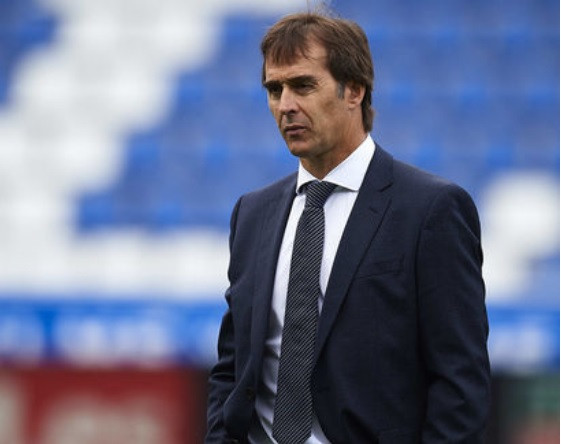 HLV Julen Lopetegui.
