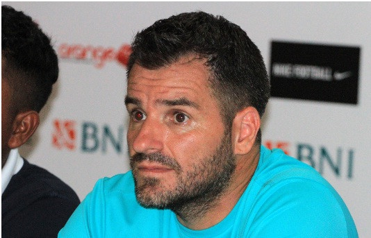 Simon McMenemy chính thức trở thành HLV trưởng Indonesia.