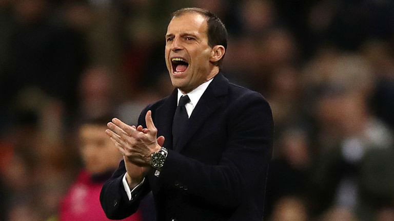 HLV Massimiliano Allegri của Juventus.
