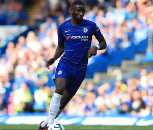 Antonio Rudiger dính chấn thương khi tập trung cùng ĐT Đức.