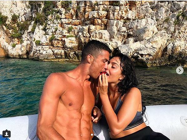 Cristiano Ronaldo và Georgina Rodriguez.