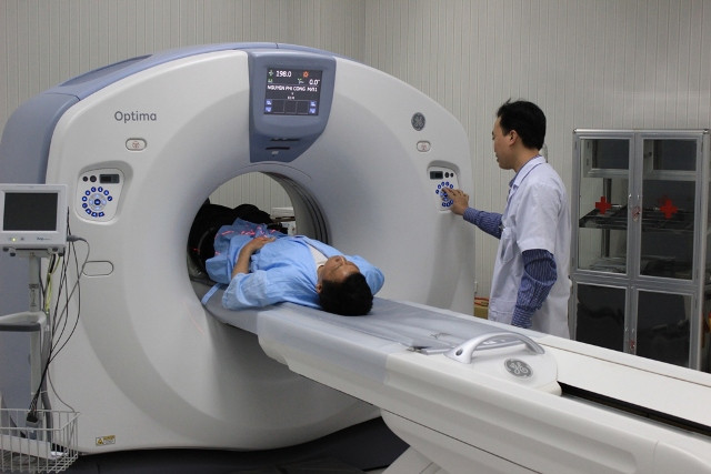 Mắc ung thư là một trong các bệnh được hưởng chế độ BHXH một lần. Ảnh minh hoạ: Internet