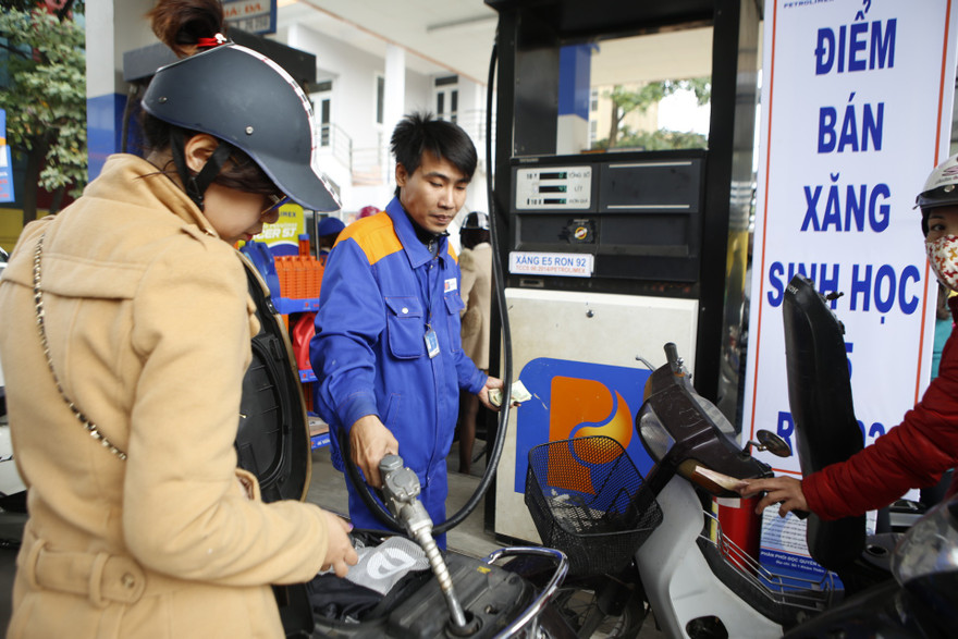 Thứ trưởng Bộ Công Thương đề xuất bỏ Quỹ Bình ổn giá xăng dầu