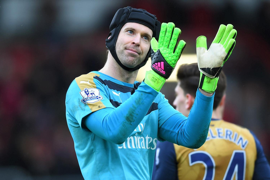Wenger chấm Petr Cech làm thủ quân mới của Arsenal.