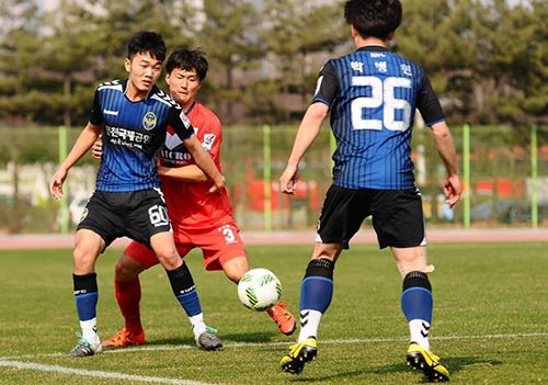 Xuân Trường chuẩn bị ký hợp đồng tiền tỷ với 1 ngân hàng của Hàn Quốc.