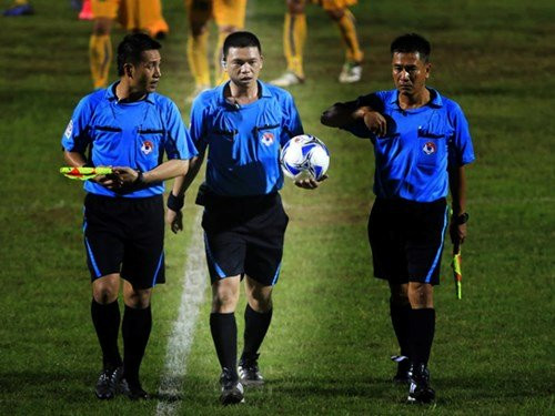 VFF “trảm” trọng tài Hà Anh Chiến.