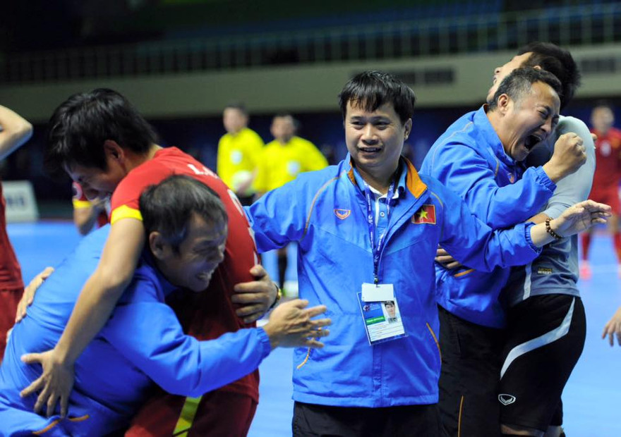 Đội tuyển Futsal Việt Nam lại nhận thưởng đậm từ VFF.