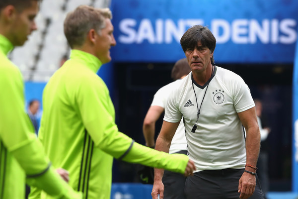 HLV Loew lo lắng về tình hình chấn thương của ĐT Đức.