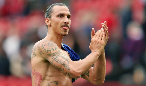 Ibra từ chối 100 triệu euro để gia nhập M.U.