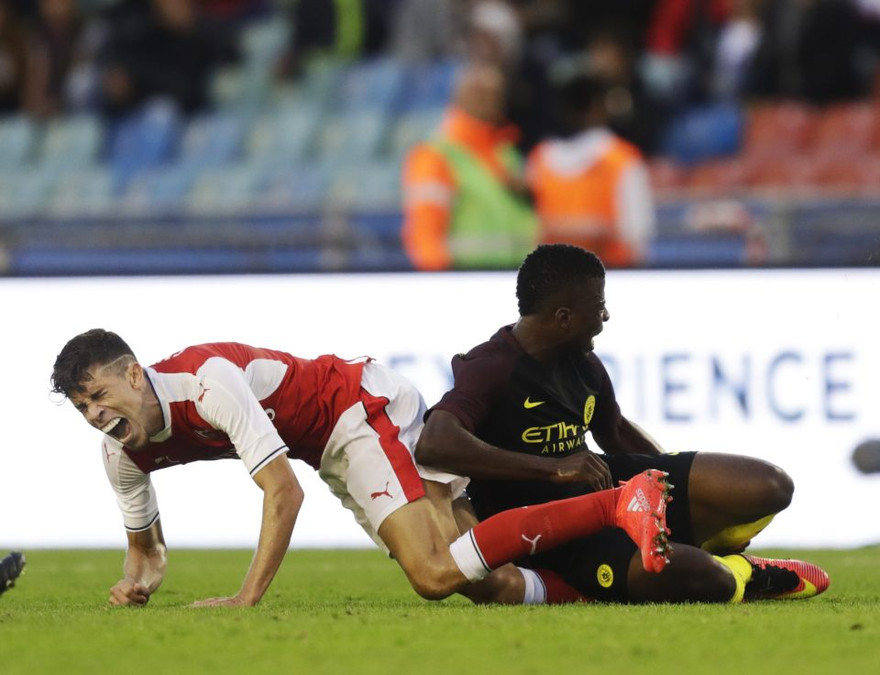 Gabriel dính chấn thương nặng.