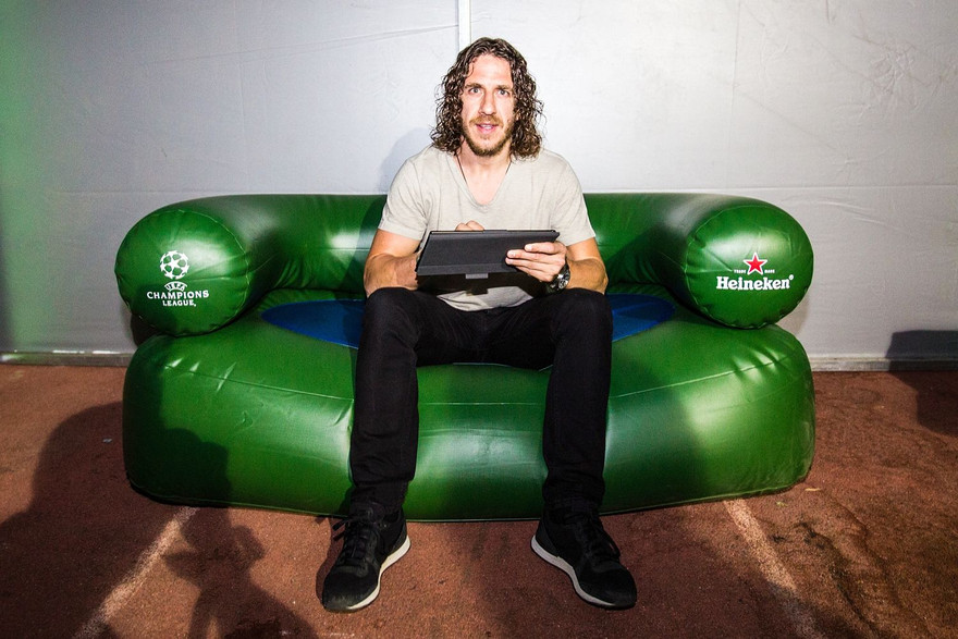 Puyol đã xem xét tới ý định tái xuất sân cỏ.