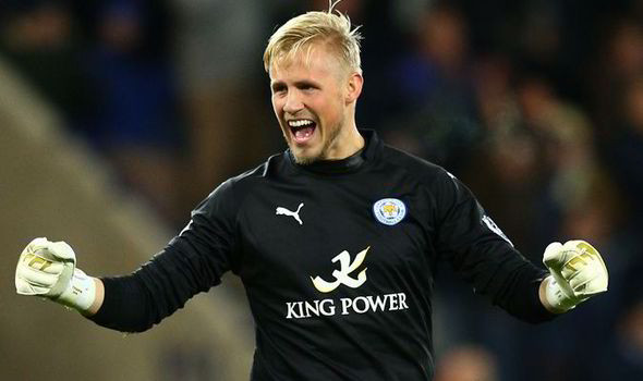 Barcelona đặt Schmeichel vào tầm ngắm.