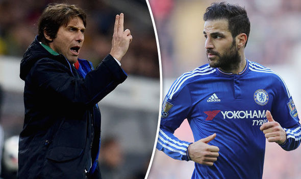 HLV Conte muốn Fabregas rời Chelsea ngay hè này.