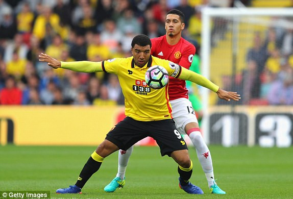 Watford đánh bại M.U bằng một lối chơi phòng ngự phản công khoa học.