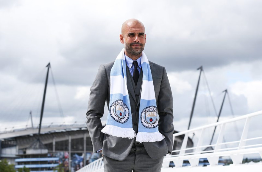 Guardiola chỉ nhận lương 12 triệu bảng/năm ở Man City.