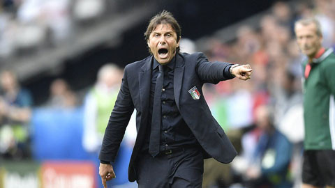 HLV Conte dành từ "phi thường" để nói về học trò khi họ hạ Tây Ban Nha.