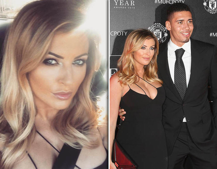 Chris Smalling cầu hôn cô bạn gái Sam Cooke.