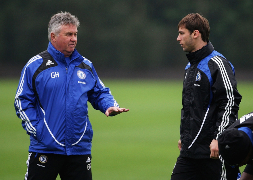 HLV Hiddink đã có những tác động nhất định để Ivanovic được gia hạn hợp đồng.