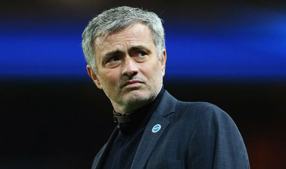 Mourinho chuyển hướng sang Man City.