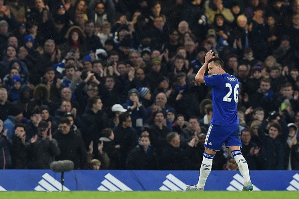 Terry dính chấn thương khá nghiêm trọng ở bắp đùi.