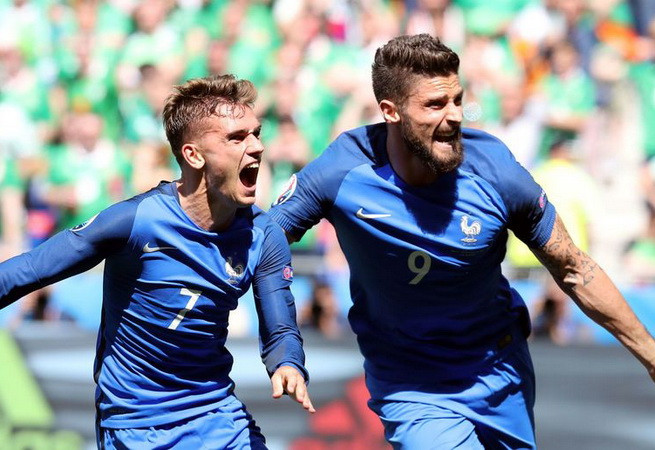 Griezmann và Giroud cạnh tranh danh hiệu Vua phá lưới.