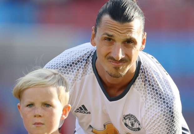 M.U thu bộn tiền từ việc chiêu mộ Ibra.