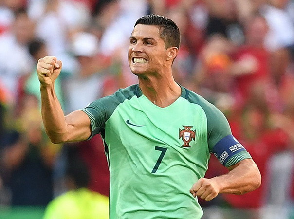 Ronaldo thiết lập kỷ lục mới.