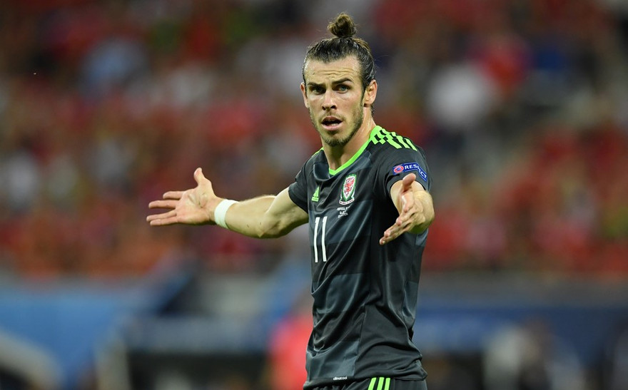 Gareth Bale không thể đưa xứ Wales vào chung kết.