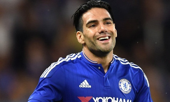 Jiangsu Suning sẵn sàng giải cứu Falcao.