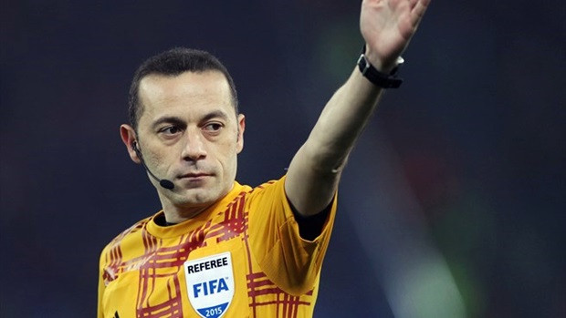 Trọng tài Cakir thường mang tới may mắn cho Real Madrid.