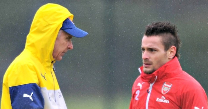 Debuchy tố HLV Wenger không giữ lời hứa.