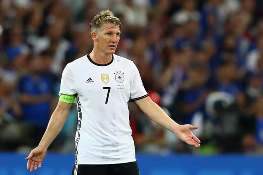 Schweinsteiger hướng ánh mắt tới AS Monaco.