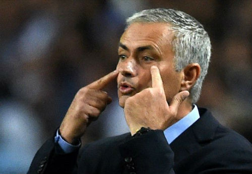 Mourinho được mời dẫn dắt ĐT Syria.