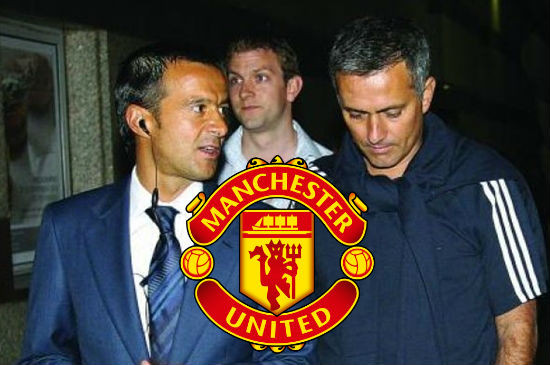 Mendes đã thông báo với Mourinho về kế hoạch thay thế Van Gaal.