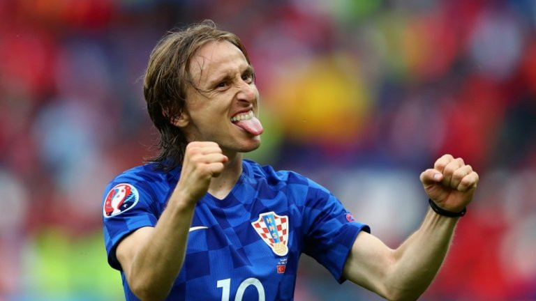 Modric nhiều khả năng phải vắng mặt ở trận đấu với Tây Ban Nha vì chấn thương.