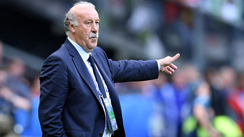 HLV Del Bosque tức giận khi bị hỏi về tương lai.